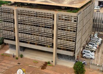 Co-operative Bank shareholders want compensation