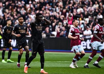 Saka penalty miss proves costly as Arsenal blow lead again in West Ham draw