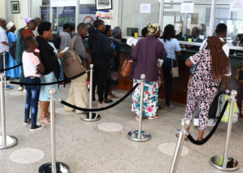 Immigration officers at Katuna overwhelmed by high number of Rwandans crossing into Uganda